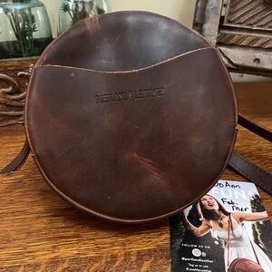 Portland Leather Goods Canyon Small Circle Crossbody Bag